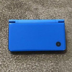 Nintendo DSI XL, Blue